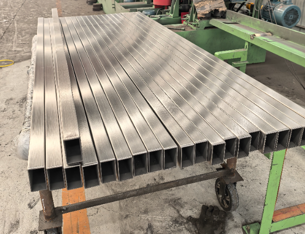 延安方管 矩形管 无缝方管生产厂家